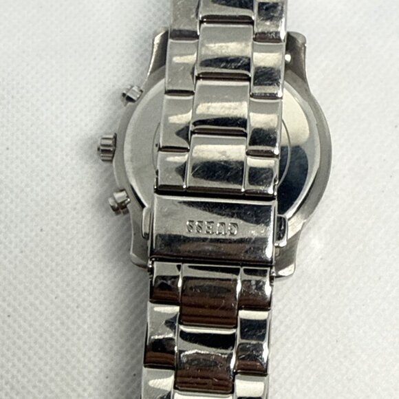 GUESS U0851L1 Women's Sporty 36mm Quartz Silver Crystal Bezel Steel Bracelet - Picture 15 of 16